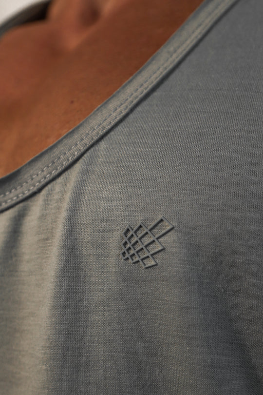 Vital Raw-Hem Tank Top 2.0 - Gray